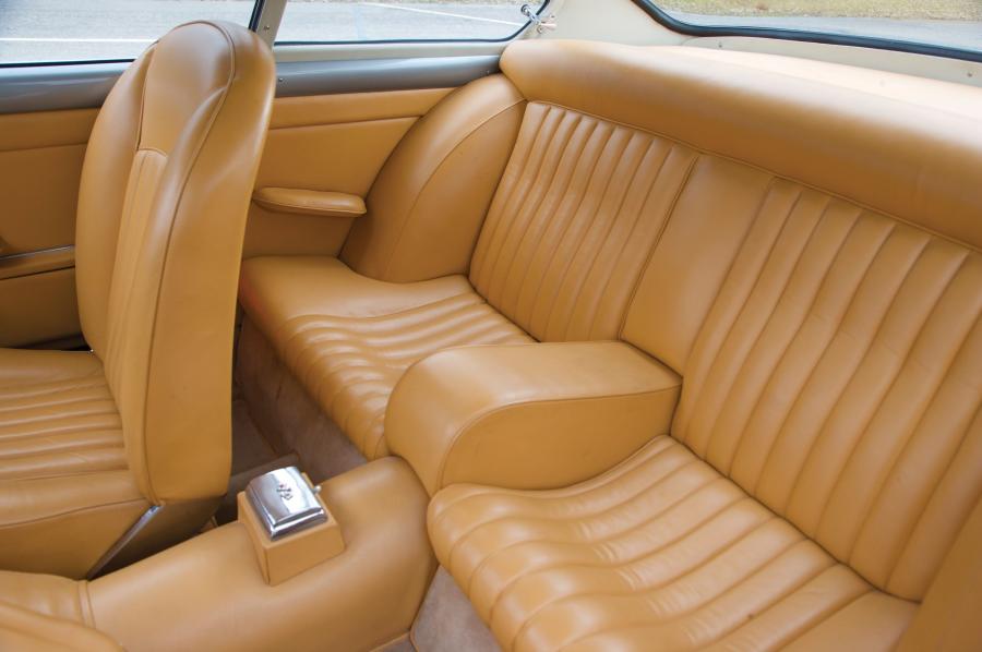  Ferrari 250 GTE 2+2 1961 года  (фото 4 из 10)